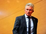 Heynckes ca ngợi Robben