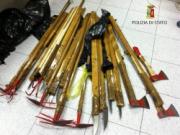 Vết đen chung kết cúp Italia: CĐV mang vũ khí đến sân