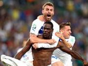 Mario Balotelli: Nổi điên trong khuôn khổ