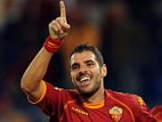 Nhà vô địch World Cup 2006 giải nghệ