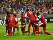 Màn ăn mừng ấn tượng của các cầu thủ Tahiti