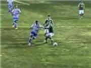 Pha solo ghi bàn gợi nhớ tới "người ngoài hành tinh" Ronaldo