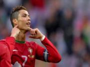 Pha ăn mừng gây tò mò của C. Ronaldo