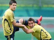 Hai sao Tây Ban Nha ghi tuyệt phẩm trên sân tập