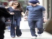 Bà Becks "vẽ" việc cho chồng