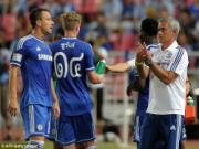 Jose Mourinho ra mắt thành công trên đất Thái