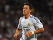 Real Madrid: Oezil hay Isco, Carletto chọn đi!