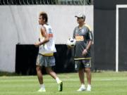 Cựu HLV Santos chỉ ra điểm yếu của Neymar