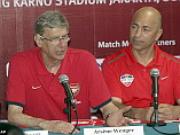 Arsene Wenger đàm phán hợp đồng mới với Arsenal: Năm thứ 18 có gì mới?