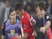 Neymar ghi bàn từ 40m vào lưới của đội Messi