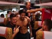 Fan Việt Nam khuấy động báo chí thế giới