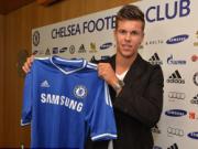 Van Ginkel: Mourinho rất cực đoan và giống... Van Gaal