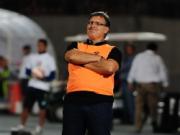 Tân HLV Barcelona, "Tata" Martino: Cô đơn ở Camp Nou
