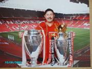 Chân dung Manucian "siêu cuồng": Gần 40 năm không bỏ lỡ một trận nào