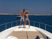 Vợ chồng Crouch sang Tây Ban Nha kỷ niệm ngày cưới