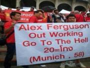 Fan cuồng Liverpool tại Thái Lan nhục mạ Sir Alex