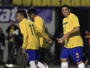 "Ronaldo béo" tiếc vì Neymar từ chối Real Madrid