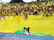 Sân Thống Nhất: Loạn đả và tiền âm phủ