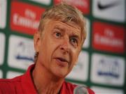 Arsenal đàm phán “giữ chân” HLV Wenger và hướng đến Suarez