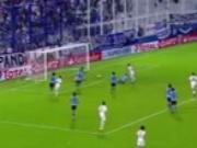 Pha phối hợp ghi bàn như Barcelona