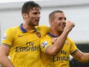 Arsenal đại thắng Fulham: Cần phải giữ chân Podolski!