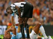 Man City khủng hoảng nhân sự ở vị trí trung vệ