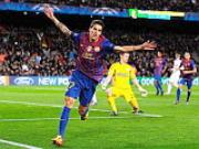 HLV Wenger tới Tây Ban Nha để xem “giò” Tello