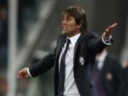 HLV Conte nắn gân nạn kiêu binh tại Juventus