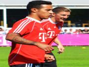 Pep gặp khó trước trận tranh Siêu Cup với Chelsea