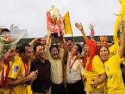 Nghĩ từ chuyện mỗi bầu Hiển thành công