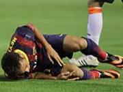 Một Neymar "bất thường": 5 trận, 3 thẻ vàng!