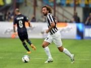 Bế tắc trong việc gia hạn hợp đồng với Juventus, Andrea Pirlo tìm đường sang Anh