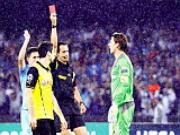 Cái tát đầu tiên cho á quân Dortmund