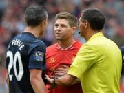 Gerrard chửi Van Persie là "thằng đểu, thằng hèn"