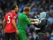 Joe Hart cảnh báo fan hâm mộ Man City trước trận derby thành Manchester