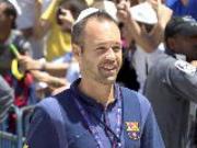 Martino thẳng tay loại Iniesta: Mở đường cho Mata?