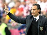 HLV Cesare Prandelli khẳng khái: Italia đã thua Costa Rica tâm phục khẩu phục
