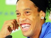Ronaldinho: Muốn đẹp trai, hãy chi 5 tỷ!