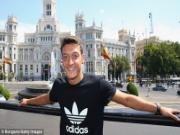 Arsene Wenger thuyết phục Ozil chỉ với một cuộc gọi