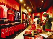 Man United đạt kỷ lục doanh thu: Nỗi buồn của nhà giàu