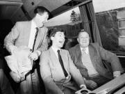 Chuyện derby Manchester: Khi tài xế Man United ngồi ghế dự bị của… City