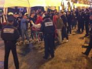 Máu đổ trên đường phố Ukraine khiến tuyển Anh lo lắng