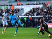 Tottenham tiếp tục bay cao, tiệm cận top 4