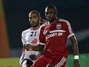 B.Bình Dương chờ đợi Nsi bình phục chấn thương?