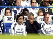 Tại sao Mourinho không thích dùng Mata?
