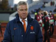 Hà Lan thất bại tủi hổ, Guus Hiddink bị “đuổi khéo” khỏi vị trí HLV