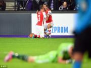 Anderlecht 1-2 Arsenal: Món quà sinh nhật... điên rồ cho Wenger