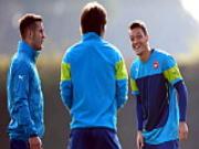 Arsenal còn mong manh lắm?