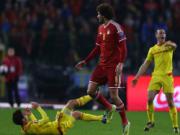 Tái diễn "trò thô bạo", Fellaini vẫn may mắn thoát án phạt