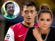Mesut Ozil phụ bạc cha vì .... đàn bà